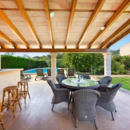 Noble Den Suau בית נופש