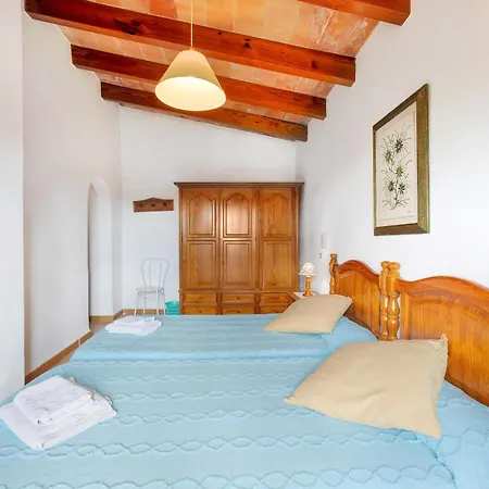 בית נופש Noble Den Suau פוינסה